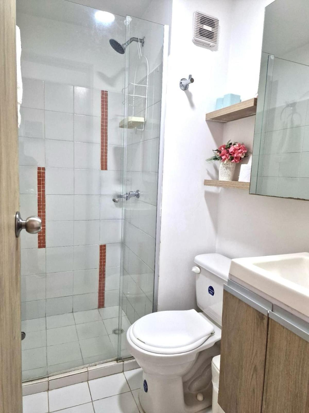 Comodo Y Comfortable Apto Apartamento *